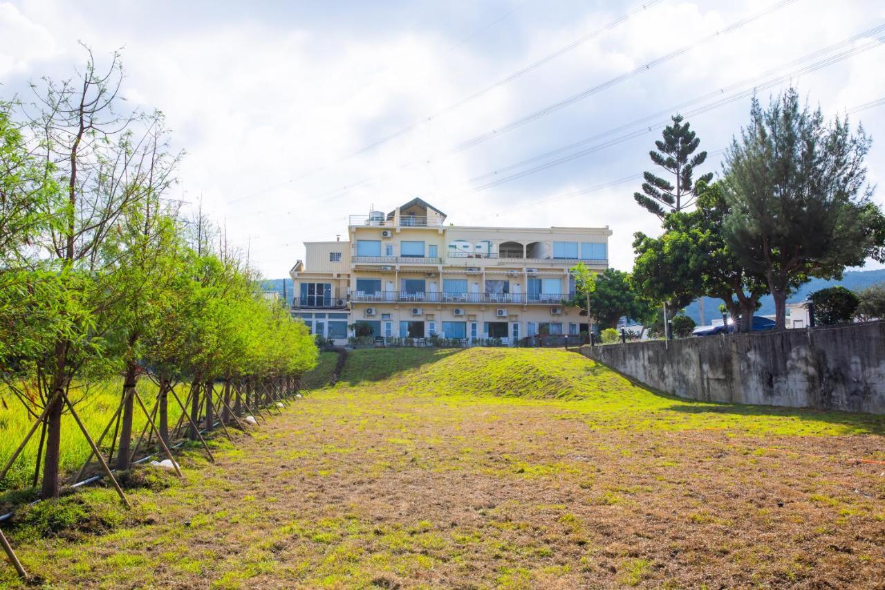 Отель 墾丁戀戀星辰湖畔莊園 星辰館 Longshui Экстерьер фото